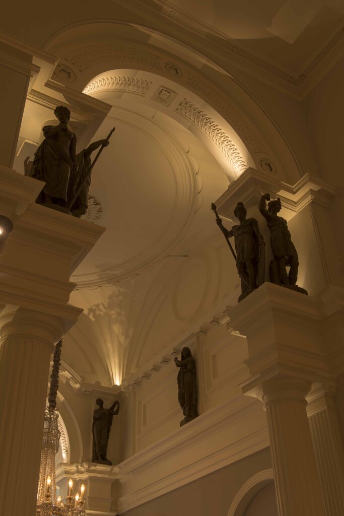 John Cullen Lighting interior spaces - architecture